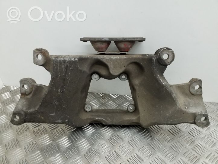 Audi A6 S6 C6 4F Pavarų dėžės tvirtinimo kronšteinas 4F0399263K