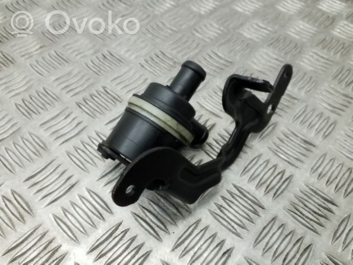 Skoda Fabia Mk2 (5J) Pompe à eau de liquide de refroidissement 6R0965561A