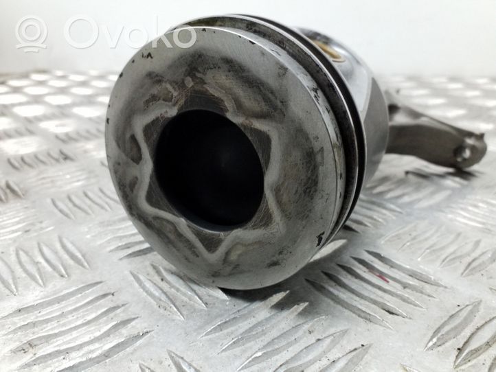 Audi A3 S3 8P Piston 290405103G