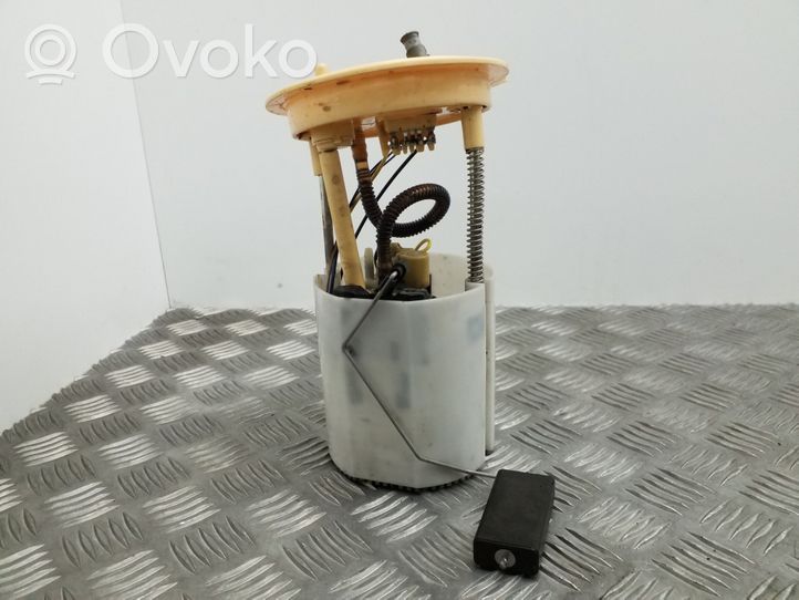 Volkswagen Tiguan Pompe à carburant 1K0919050J