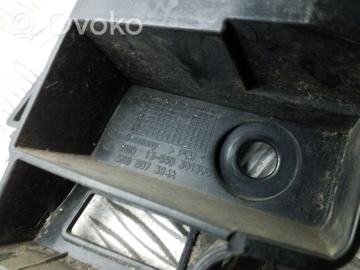 Volkswagen Golf VI Staffa angolare del supporto di montaggio del paraurti 5K6807394A