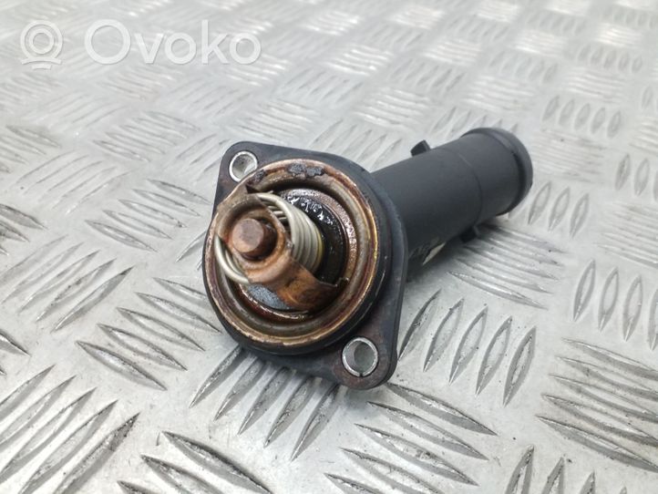 Volkswagen Golf Plus Termostaatin kotelo 03L121114B