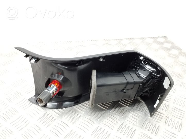 Audi Q3 8U Griglia di ventilazione posteriore 8U0819203