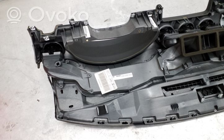 Seat Exeo (3R) Panelė 3R1857003C