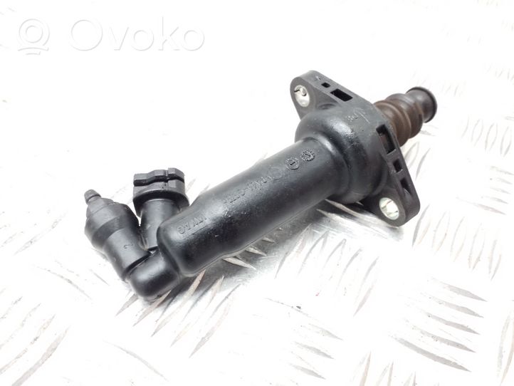 Seat Ibiza IV (6J,6P) Główny cylinder sprzęgła 6R0721261