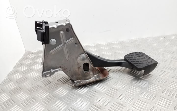 Audi Q3 8U Pédale de frein 1K1723143F