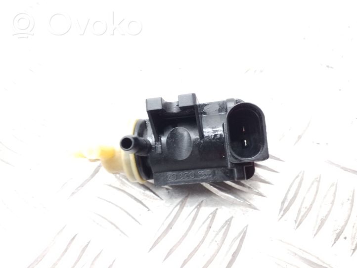 Audi Q3 8U Solenoīda vārsts 1K0906627B