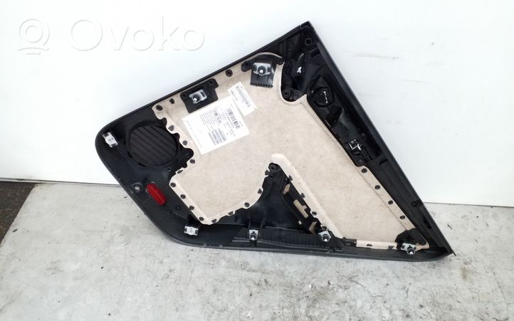 Volkswagen Tiguan Takaoven verhoilu 5N0867211