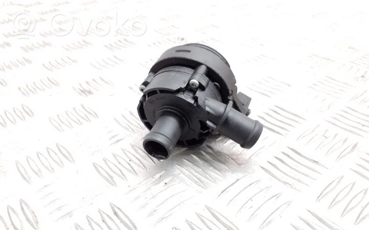 Skoda Fabia Mk3 (NJ) Pompe à eau de liquide de refroidissement 5G0965567