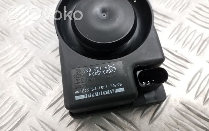 Volkswagen Jetta VI Alarm system siren 1K0951605C