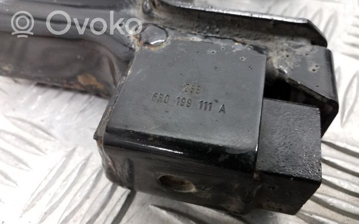 Volkswagen Polo V 6R Pavarų dėžės tvirtinimo kronšteinas 6R0199111A