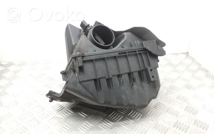 Seat Exeo (3R) Ilmansuodattimen kotelo 03G133837