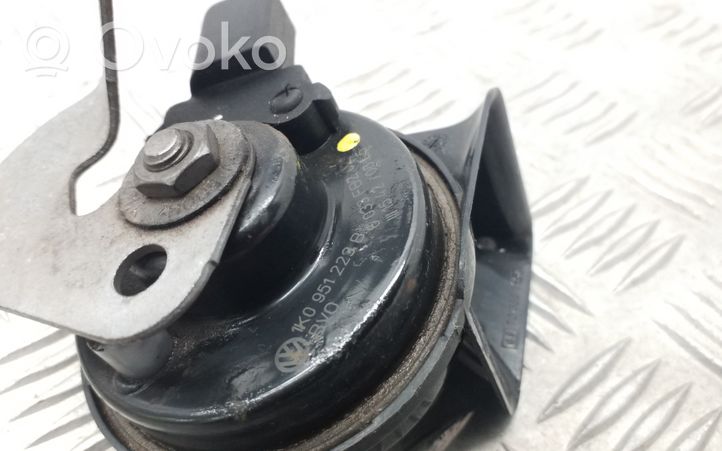 Volkswagen Scirocco Horn signal 1K0951223B