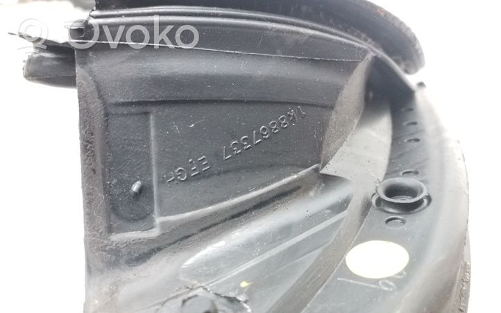 Volkswagen Scirocco Priekinė guma sandarinimo (prie stiklo) 1K8867337