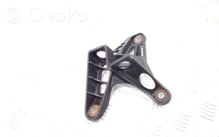 Volkswagen PASSAT B7 Support de câble levier de vitesse 1K0711789G