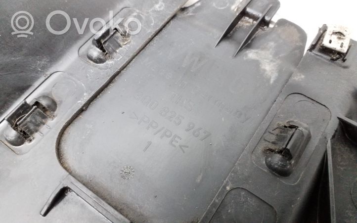 Volkswagen PASSAT B8 Alustan takasuoja välipohja 3Q0825101A