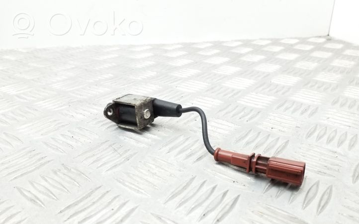 Volkswagen Golf VII Turboahtimen magneettiventtiili 04L907284