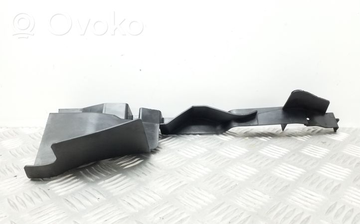 Seat Exeo (3R) Gaisa plūsmas novirzītājs (-i) 3R0121284A