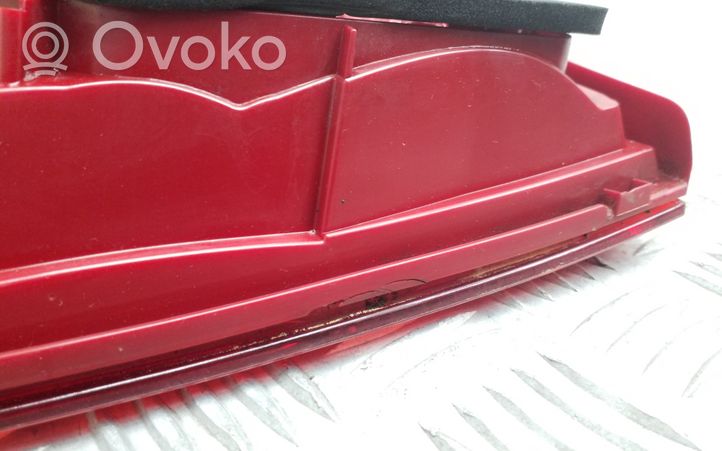 Volkswagen PASSAT B7 Lampy tylnej klapy bagażnika 3AF945093C