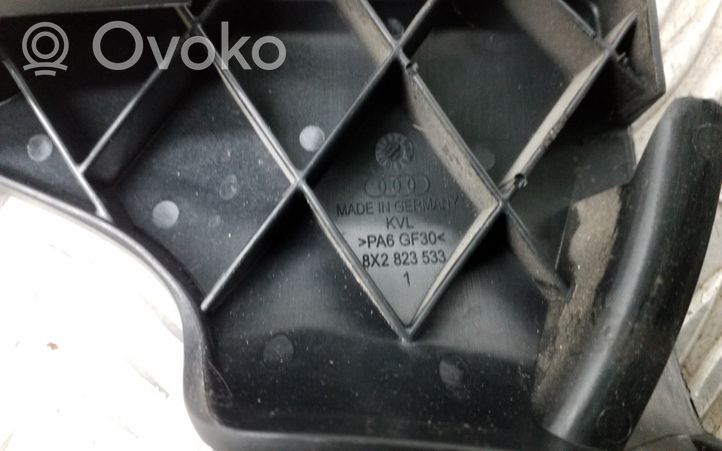 Audi A1 Dzinēja pārsega attaisīšanas rokturītis 7L0823633