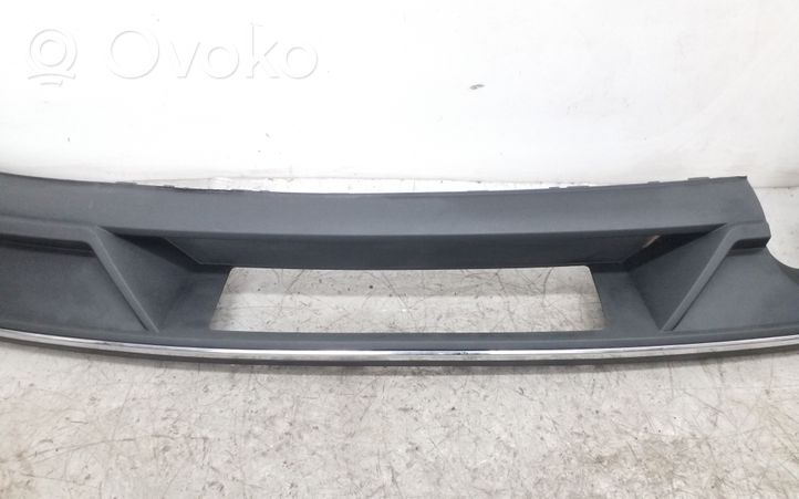 Audi A3 S3 8V Moulure inférieure de pare-chocs arrière 8V3807521AA