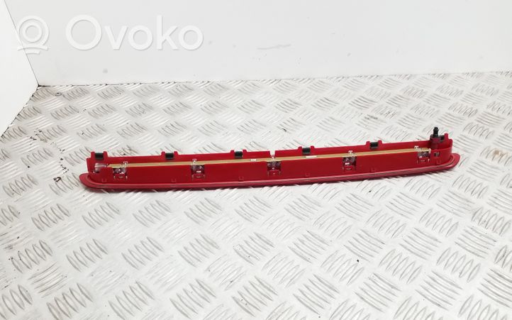 Volkswagen PASSAT B8 Trzecie światło stop 3G9945087A