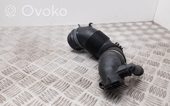 Volkswagen PASSAT B8 Air intake duct part 5Q0129635