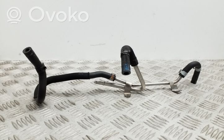 Volkswagen PASSAT B8 Fuel main line pipe 04L201360M