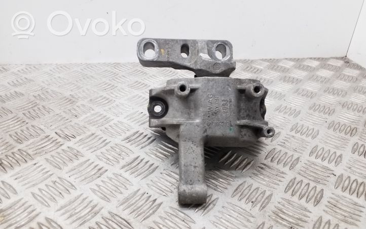 Volkswagen Tiguan Supporto di montaggio del motore 5N0199262L