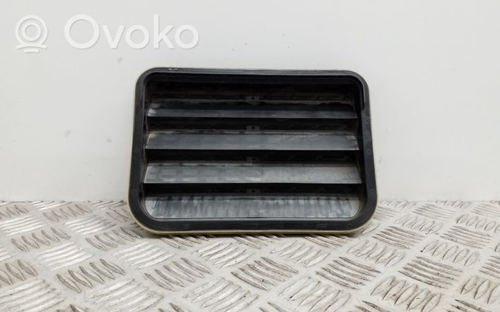 Volkswagen Touareg II Ventilācijas režģis 7PP819181A