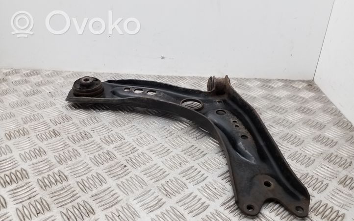 Skoda Octavia Mk3 (5E) Fourchette, bras de suspension inférieur avant 5Q0407151L