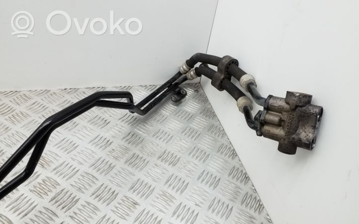 Volkswagen Touareg II Tubo flessibile del radiatore dell’olio del cambio 7P0317801F