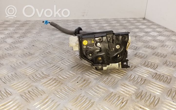 Audi A3 S3 8V Zamek drzwi tylnych 4G0839015