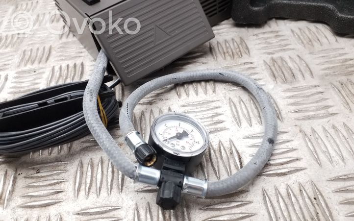 Audi Q3 8U Rengaspainekompressori 8U0012109C