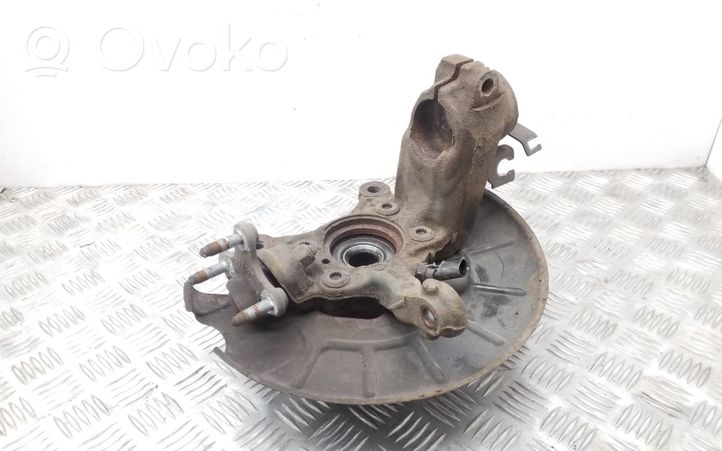 Audi Q3 8U Etuakselin pyöräntuenta 1K0407256A