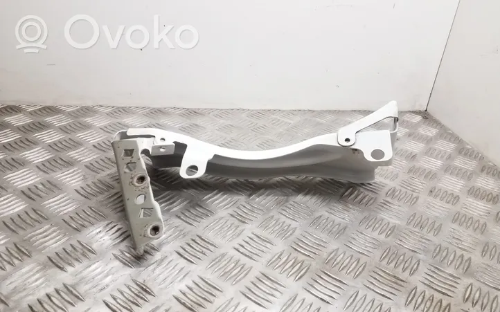 Audi TT TTS Mk2 Supporto di montaggio del parafango 8J0821135F