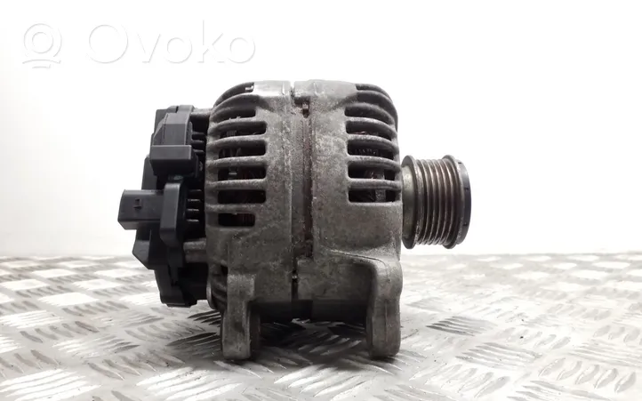 Volkswagen Golf VI Generatore/alternatore 06F903023F