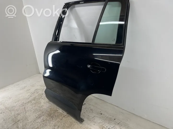 Volkswagen Tiguan Rear door 5N0833311B