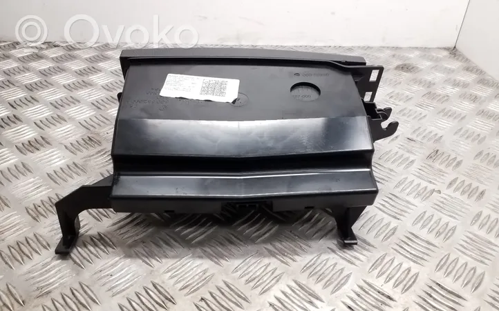 Volkswagen Golf VII Seat trim 5G0882599A