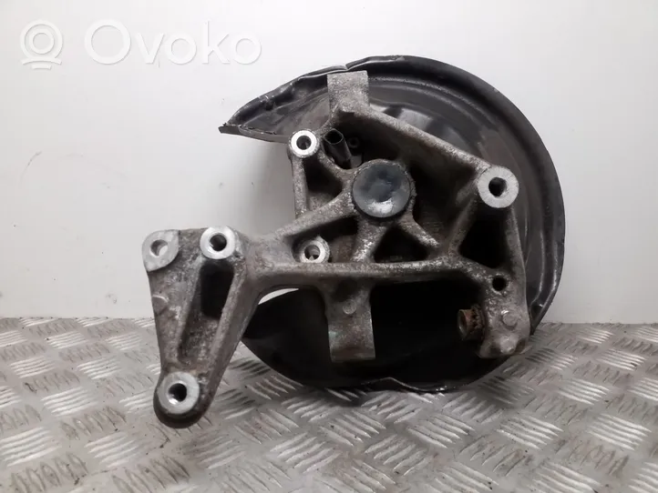 Volkswagen Scirocco Rear wheel hub 