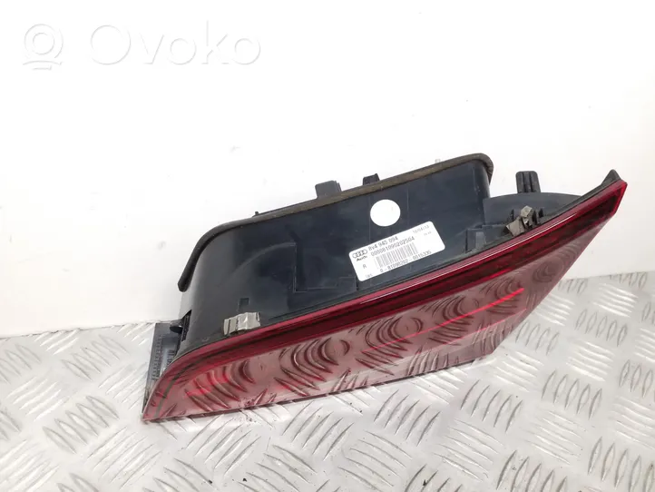 Audi A3 S3 8V Lampy tylnej klapy bagażnika 8V4945094