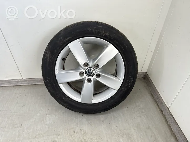 Volkswagen Jetta VI Felgi aluminiowe R16 5C0601025R