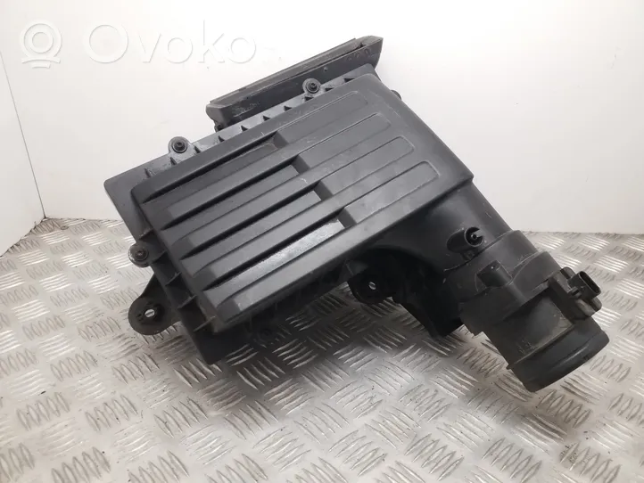 Volkswagen PASSAT B8 Scatola del filtro dell’aria 5Q0129607AA