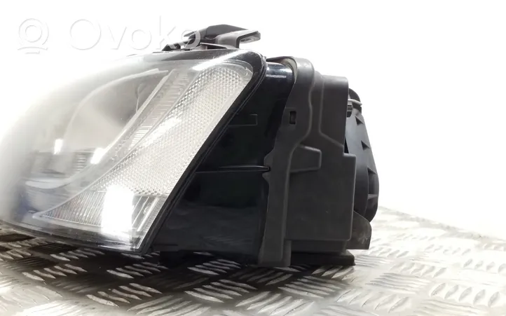 Audi A5 8T 8F Lampa przednia 8T0941003M