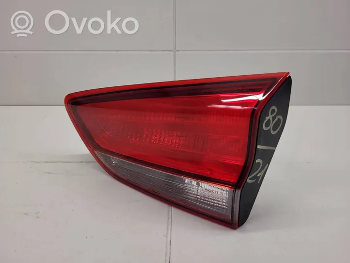 Hyundai i30 Lampy tylnej klapy bagażnika 