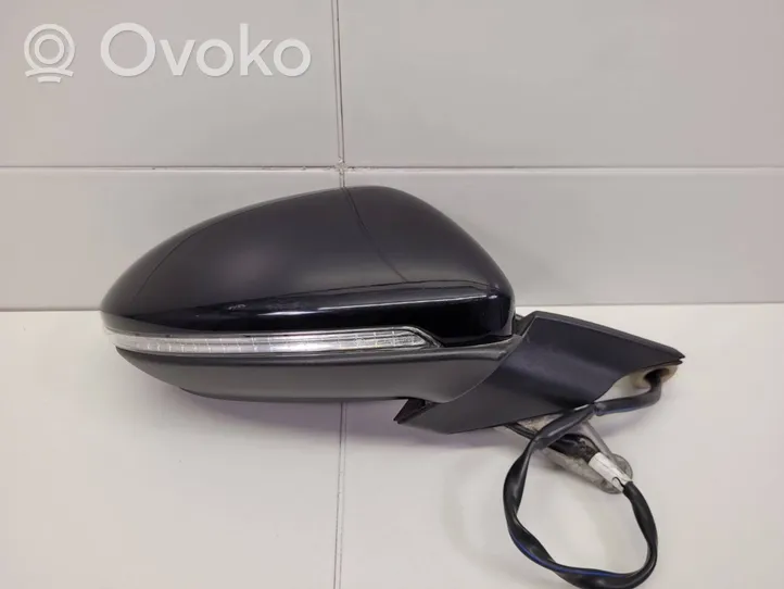 Volkswagen Golf VII Front door electric wing mirror 