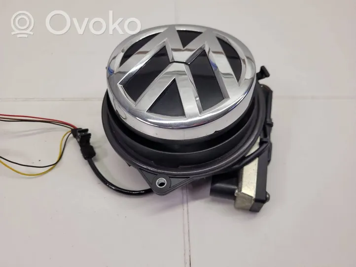 Volkswagen Golf VII Kamera cofania 