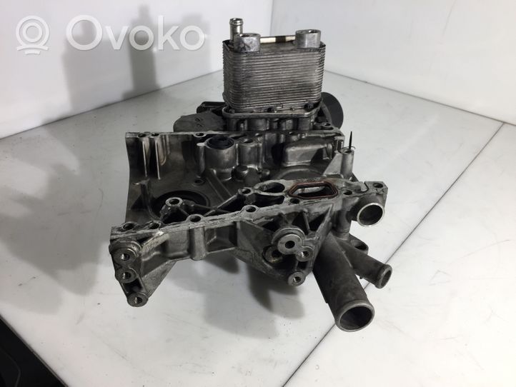 Mercedes-Benz C W203 Osłona łańcucha rozrządu R611015110211