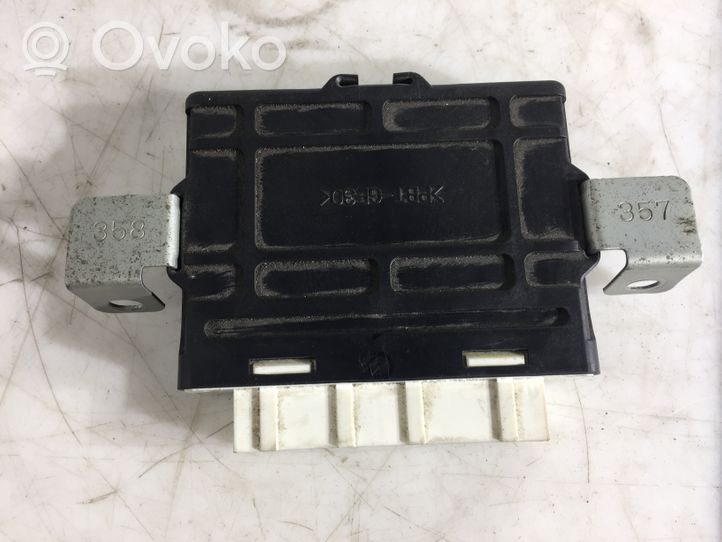 Mitsubishi Pajero Module de contrôle de boîte de vitesses ECU MR528637