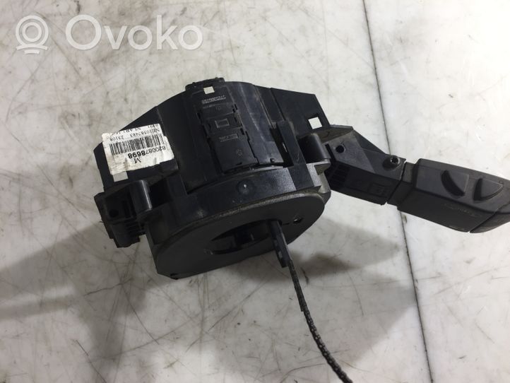 Renault Master II Leva/interruttore dell’indicatore di direzione e tergicristallo 8200878698